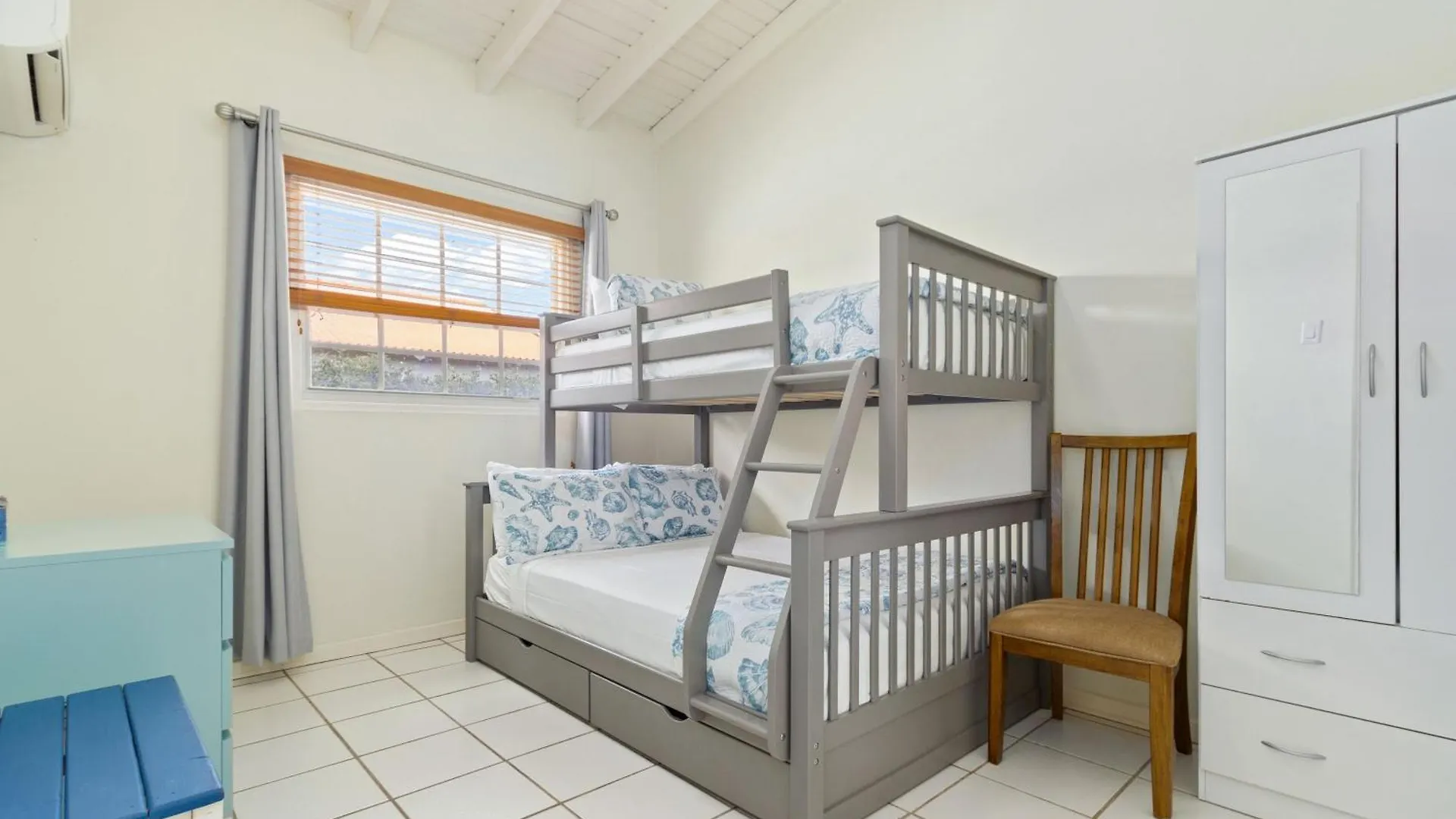 Fantastic Private Tropical Villa In Palm Beach 0*,