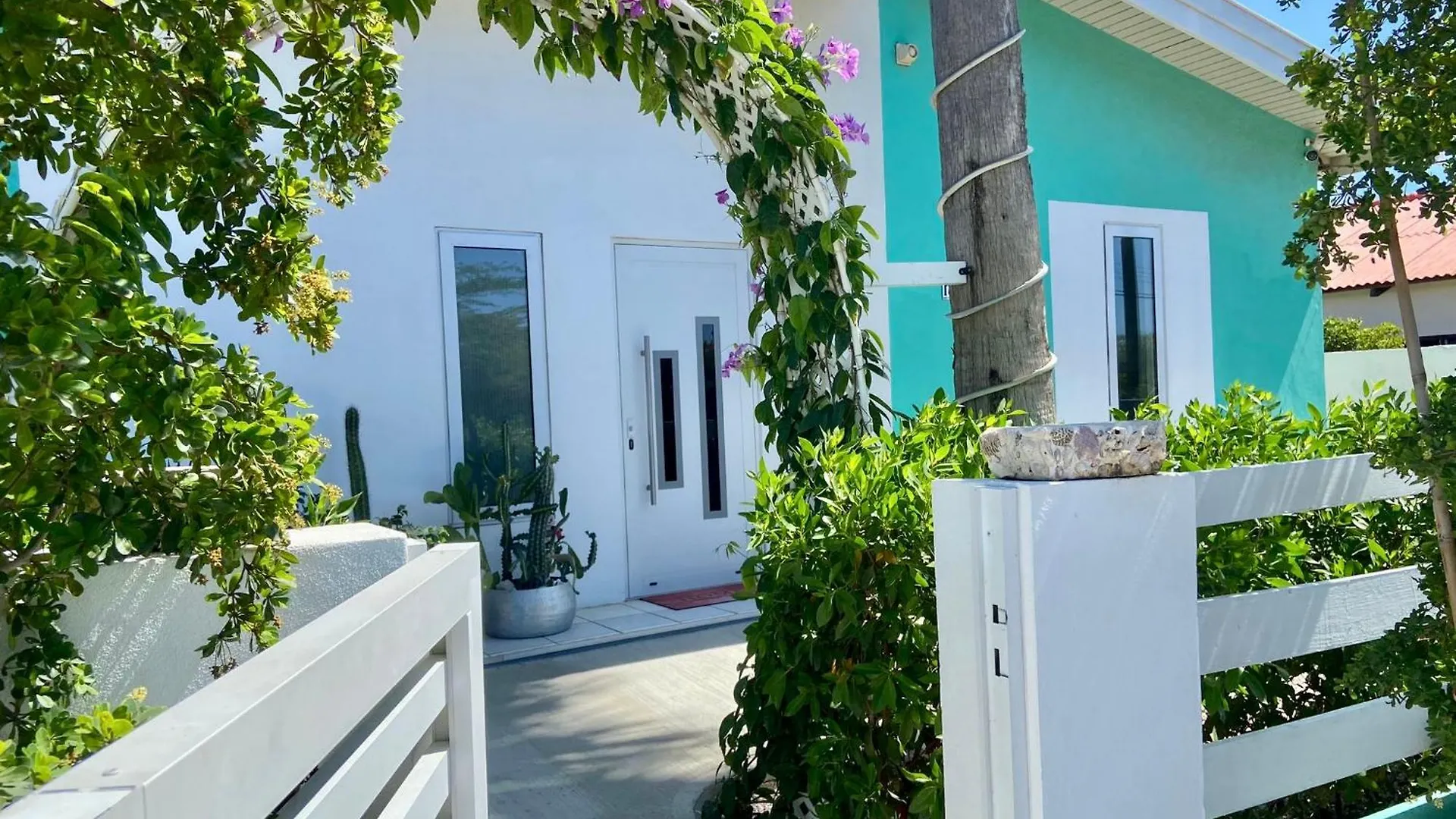 Fantastic Private Tropical Villa In Παλμ Μπιτς